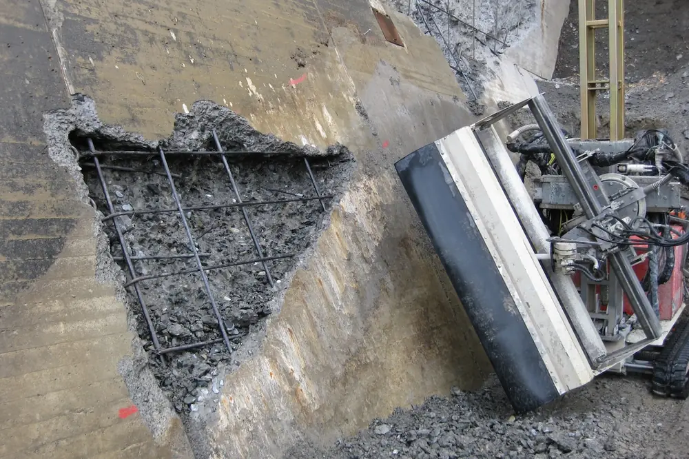 Hydrodemolition systems feature settings that cut different shapes like triangles, circles, and rhomboids.