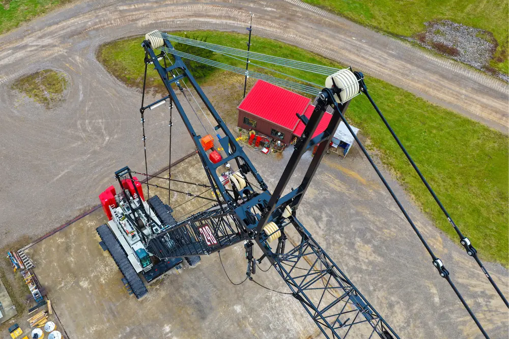 248|V lattice crawler crane