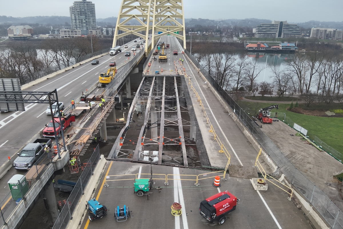 Emergency repairs to the Daniel Carter Beard Bridge (Photo courtesy of Ohio Department of Transportation)
