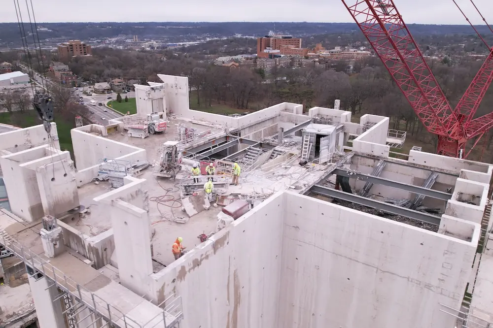 The demolition process focuses on removing the structure in engineered concrete sections. (Photo courtesy of O’Rourke)