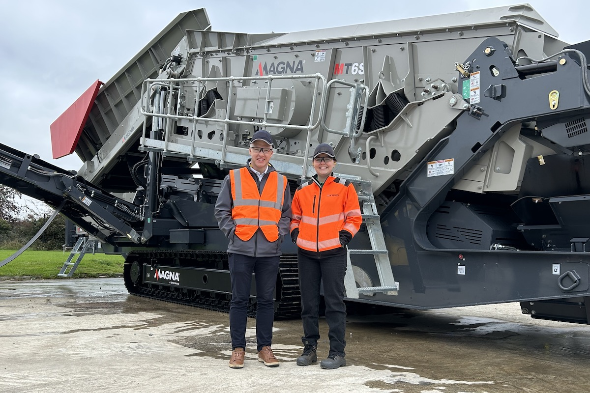 Niall Duffy, Product and Technical Sales Manager, and Gemma McCallion, Production Control Manager, inspect the first MT6S destined for the U.S. market.
