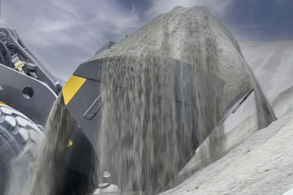 Bucket fill technology automates part of an operators’ work, providing a mental breather on every pass.