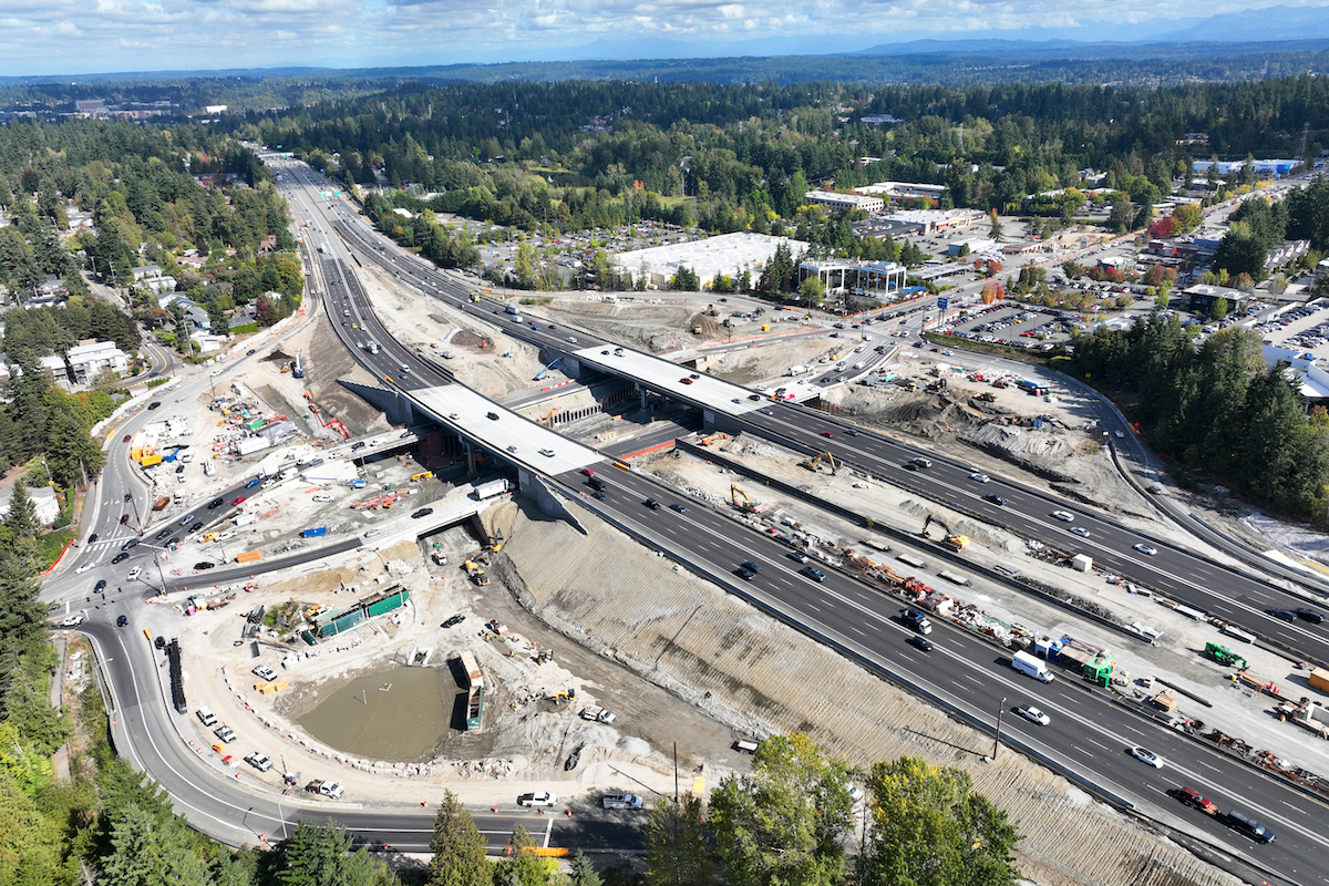 A project on I-405 and Northeast 85th Street is turning the existing two-level intersection into a three-level interchange.