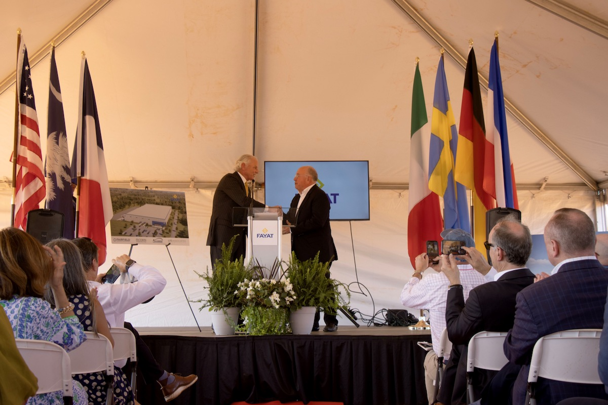 South Carolina Governor Henry McMaster and FAYAT Group President Jean-Claude Fayat shake hands at the groundbreaking ceremony.