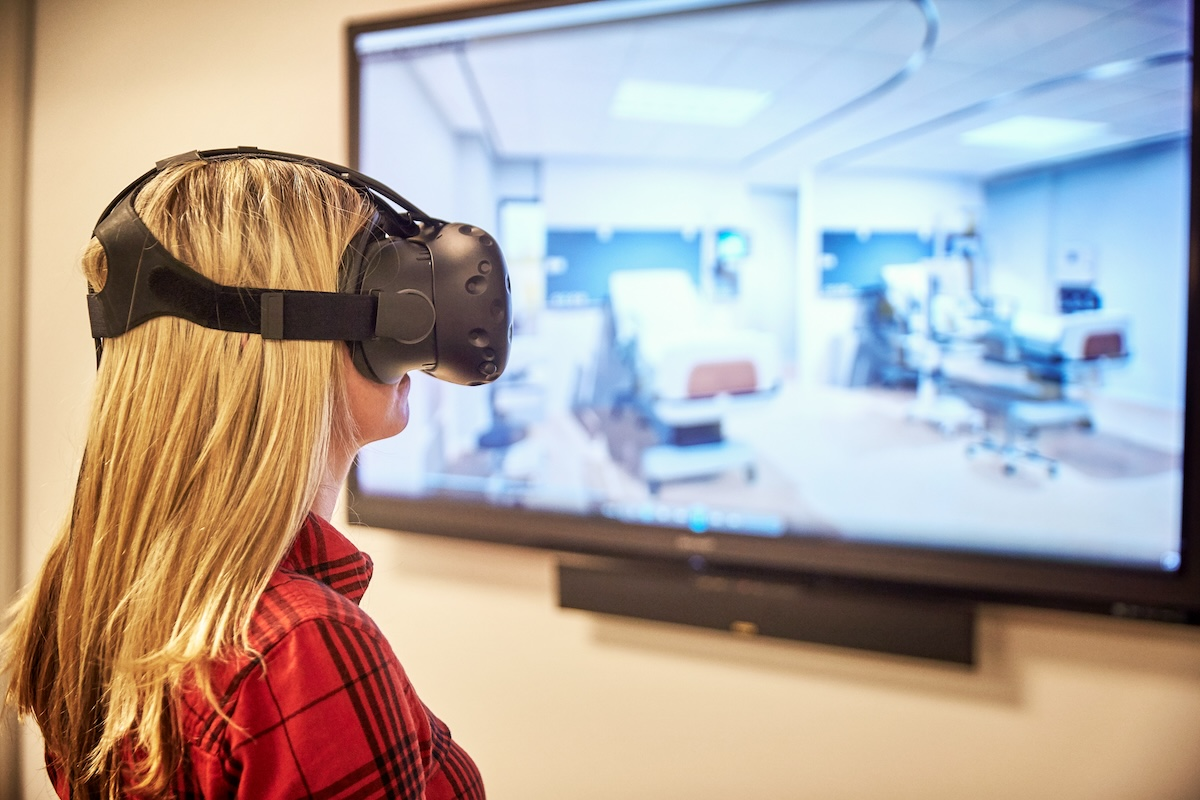 VR headsets put stakeholders into a fully immersive BIM environment to walk through 3D models before finalizing design decisions.