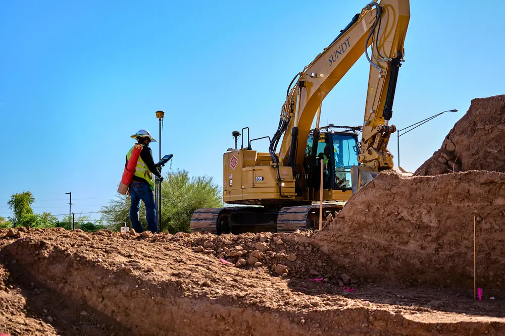 The joint venture of Sundt Construction and CS Construction is scheduled to complete the Loop 202 Widening Project in January 2027.