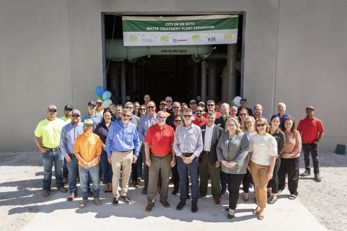 Garney, HDR, City of De Soto, and Panasonic employees pose for a photo at the celebration.