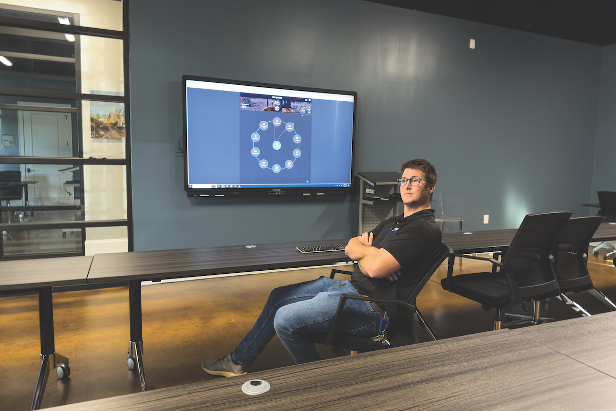 IT Solutions and Operations Manager Paul Wood demonstrates how Smart Construction Field streamlines operations and improves onsite efficiency at RCS.